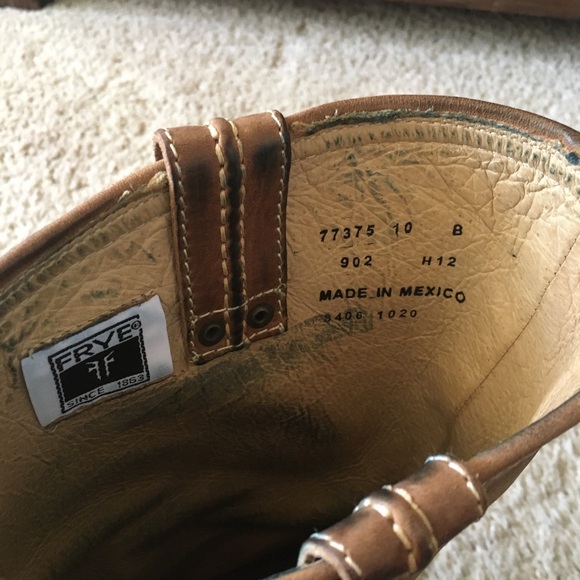 Frye Camilla Harness Boots - Size 10 - Picture 5 of 5